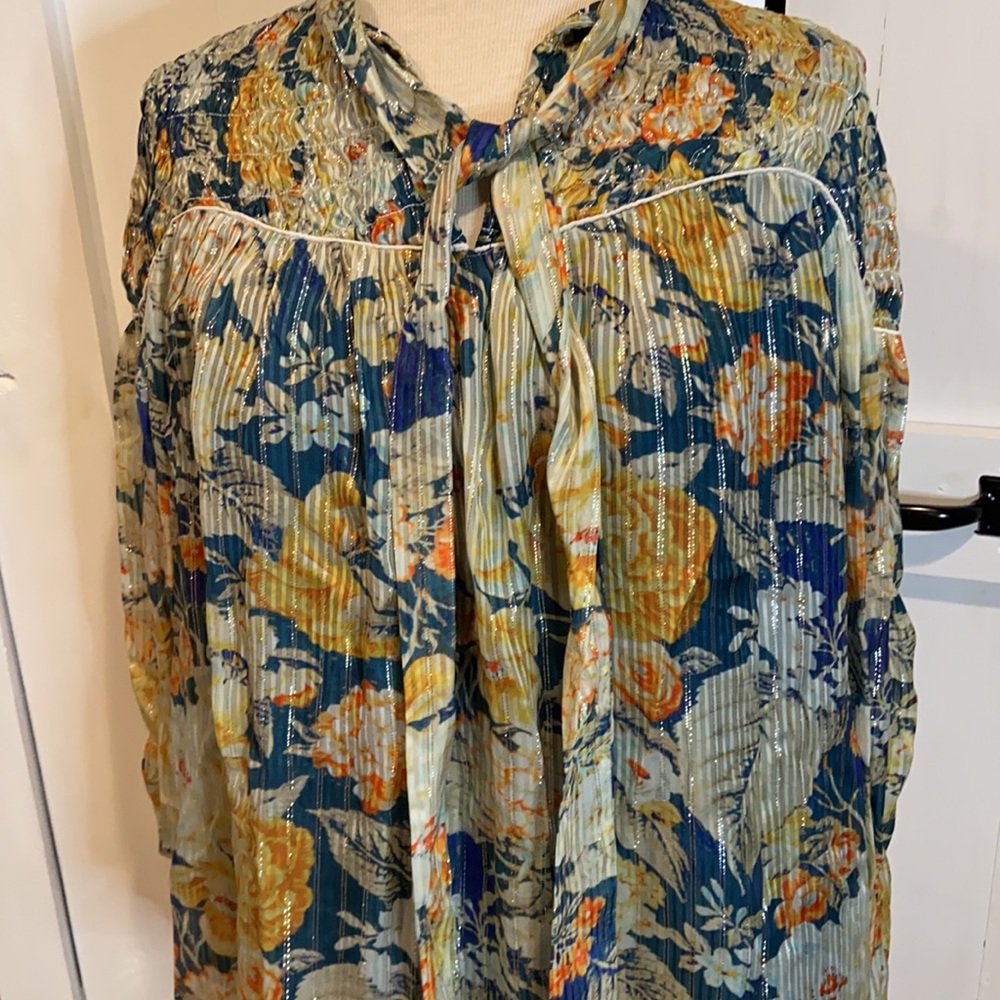 Anthropologie Hemant and Nandita Floral Metallic Blouse - Picture 2 of 4